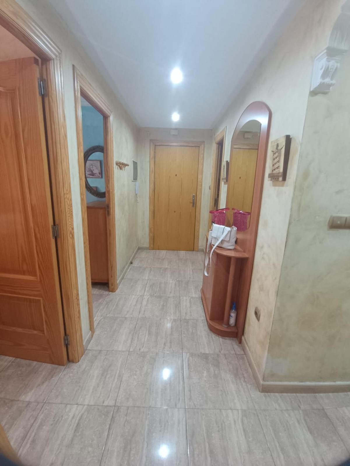 Pet Friendly - Apartamento Centrico Y Cerca De La Playa Санта Пола Екстериор снимка