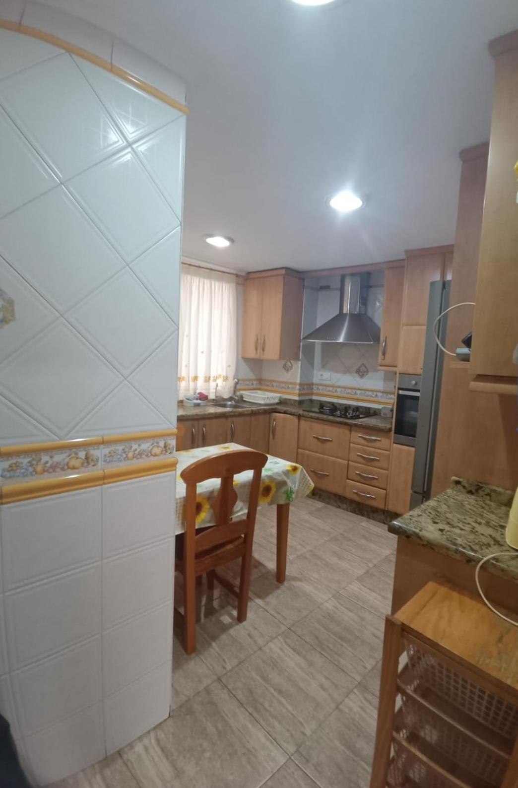 Pet Friendly - Apartamento Centrico Y Cerca De La Playa Санта Пола Екстериор снимка